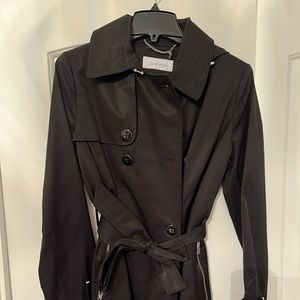 NEW WITH TAGS Calvin Klein trench coat. Size Small.